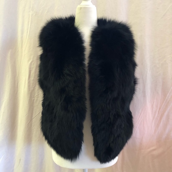 SOLD Black Fox Cropped Fur Vest - Picture 1 of 3